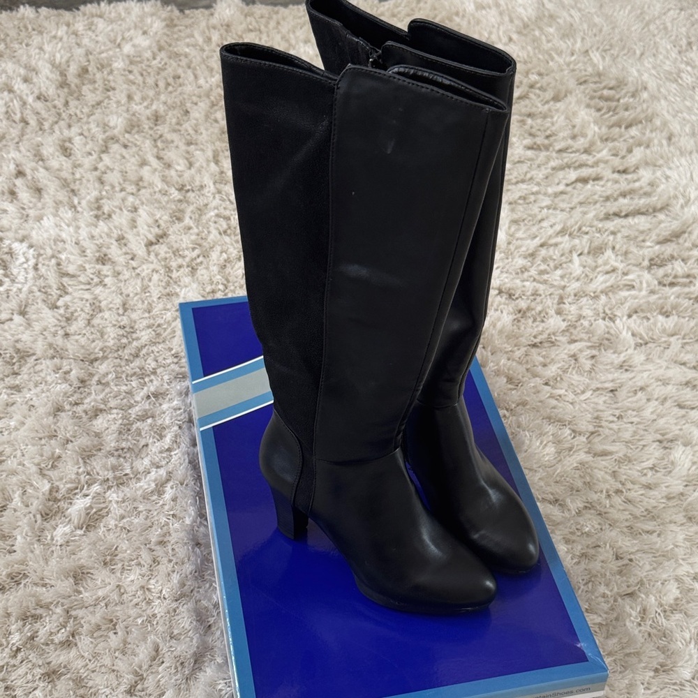 White Mountain - size 6- Elegant Black Knee-High Women's Boots✨NIB✨